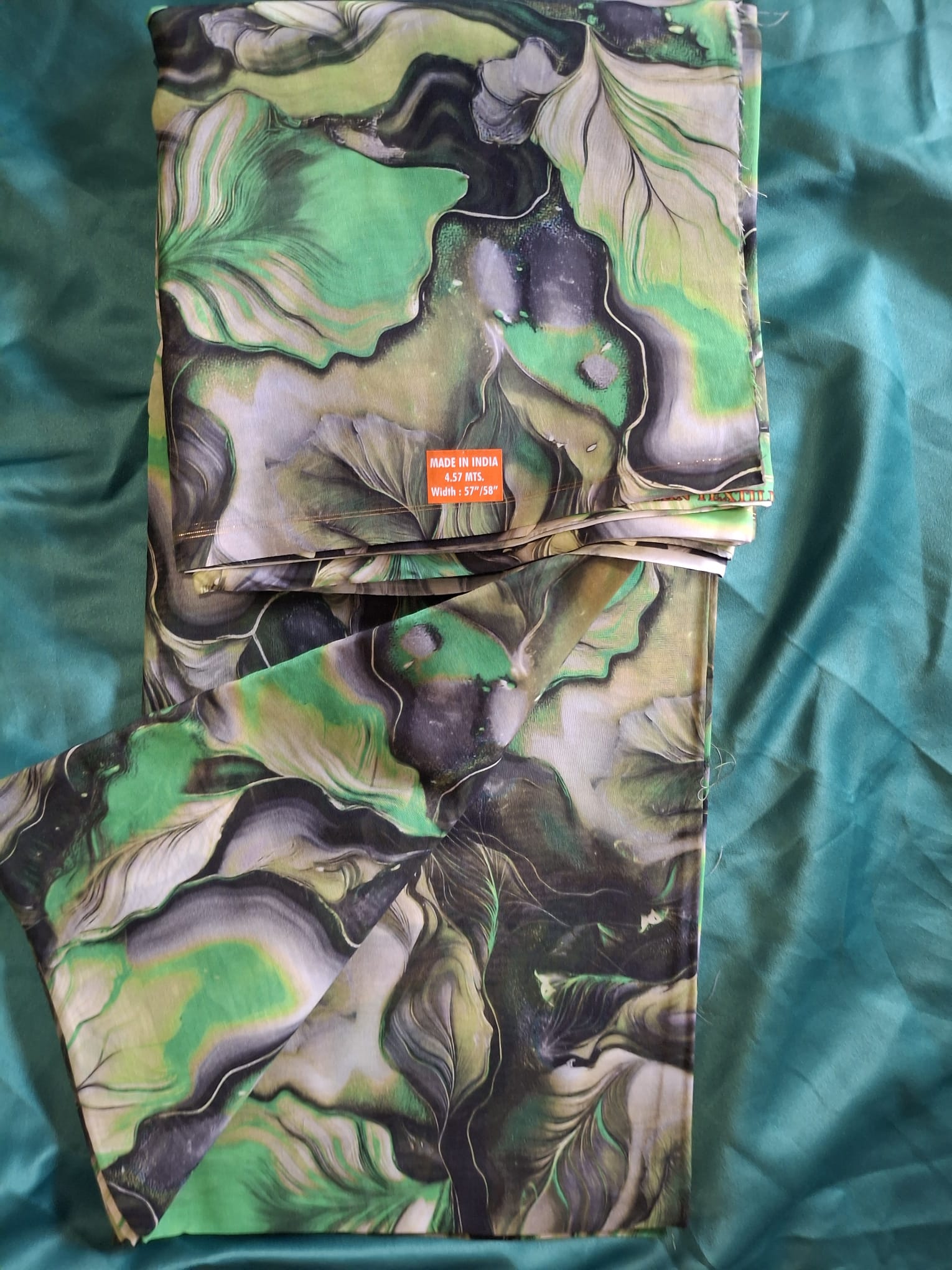 toub total – Élégance soudanaise toub total – Élégance soudanaise