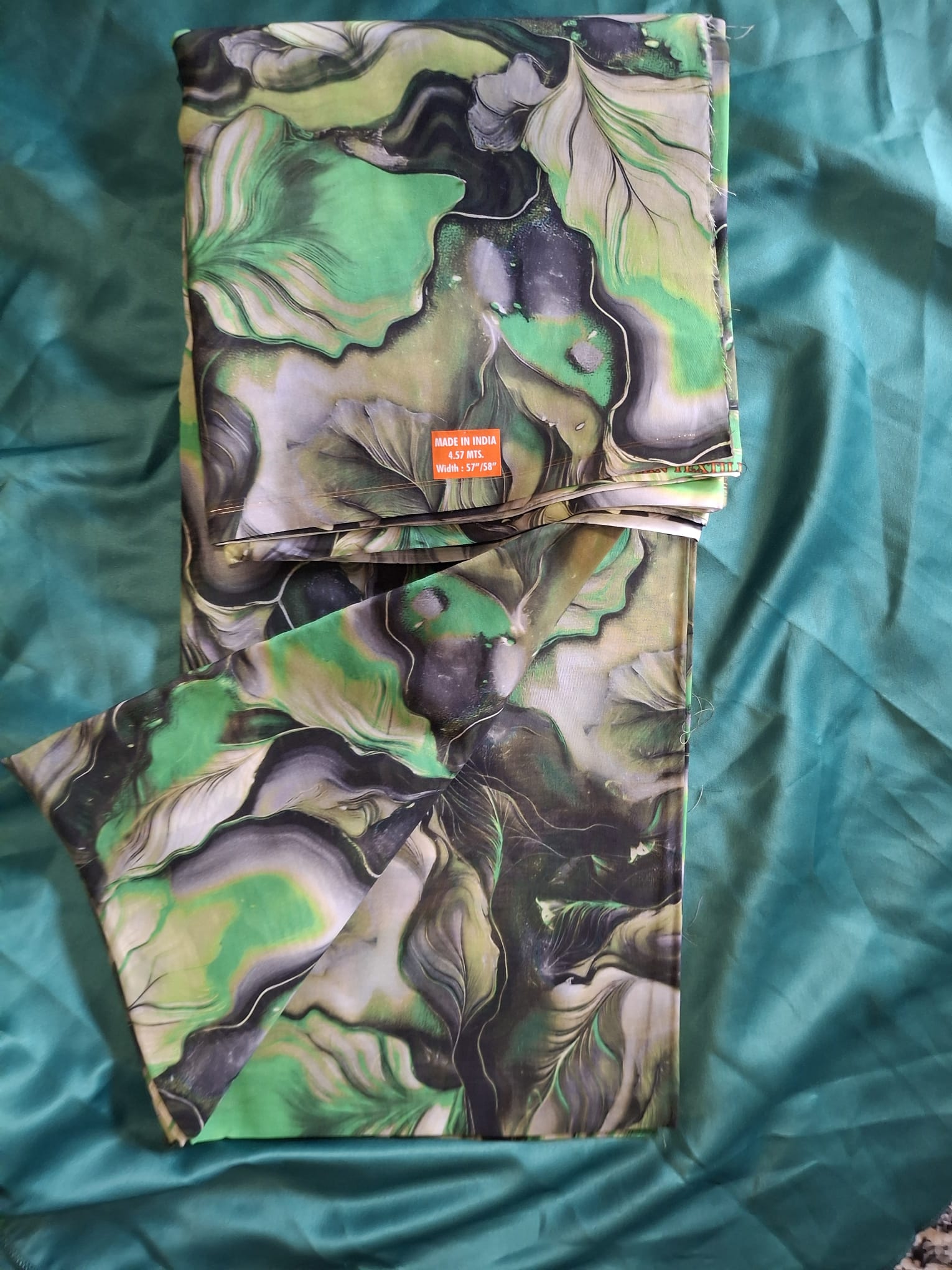 toub total – Élégance soudanaise toub total – Élégance soudanaise